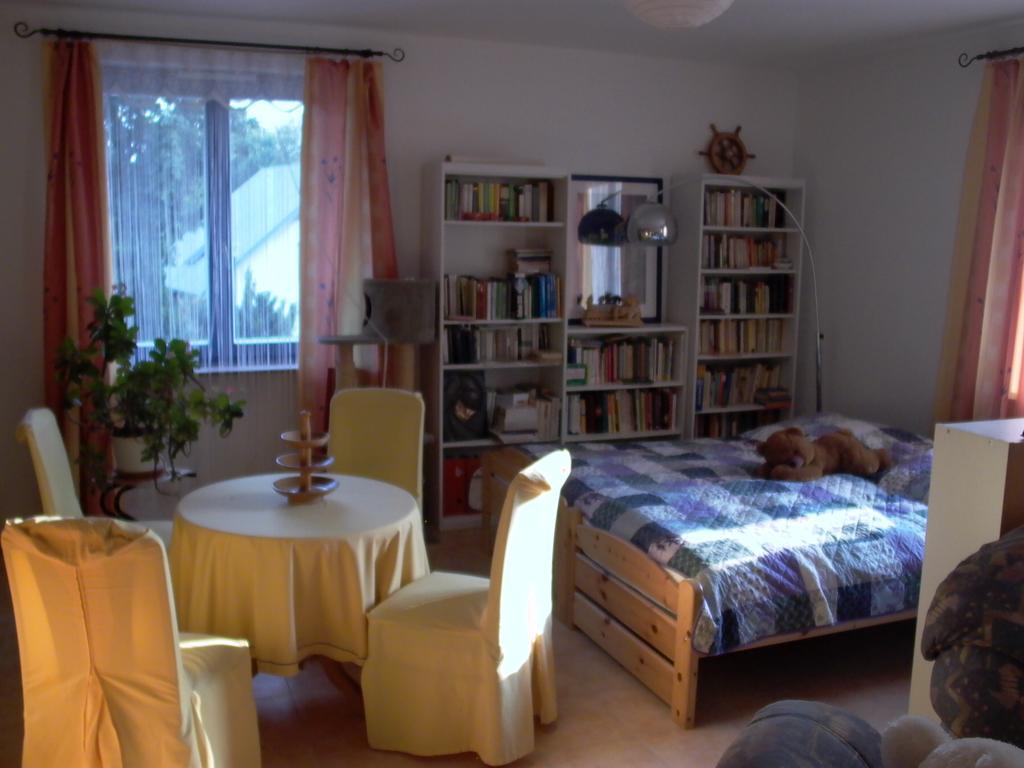 Gaestezimmer Ferienwohnung Villa Alexa, Mit Wallbox Woltersdorf  Pokój zdjęcie
