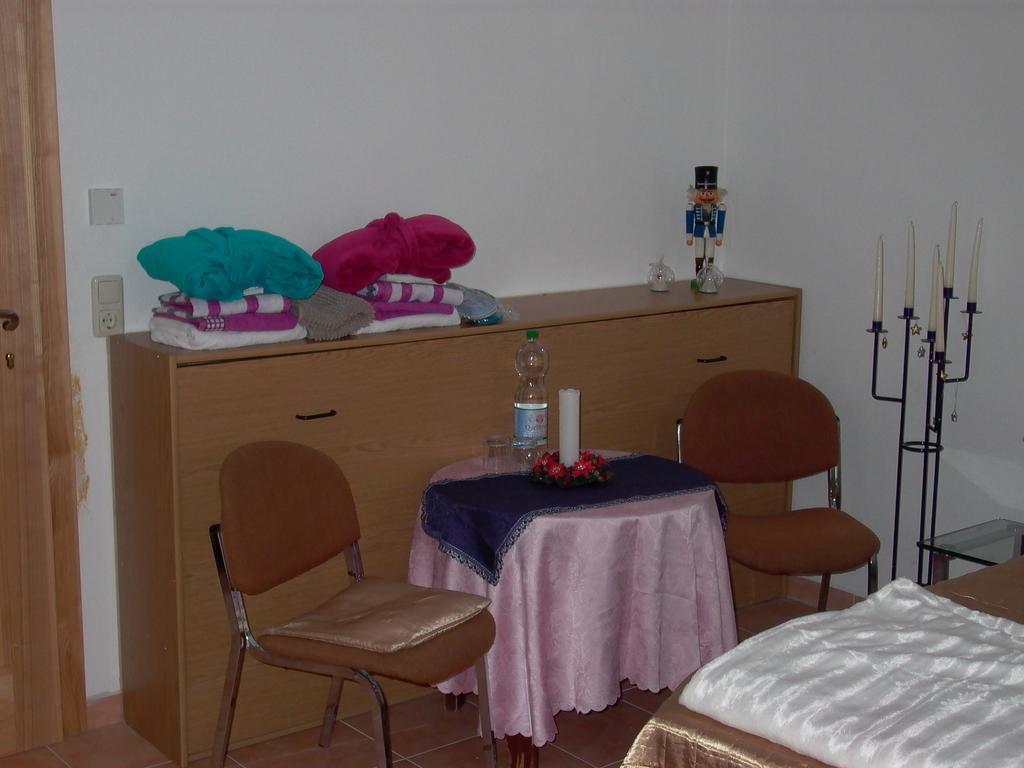 Gaestezimmer Ferienwohnung Villa Alexa, Mit Wallbox Woltersdorf  Pokój zdjęcie