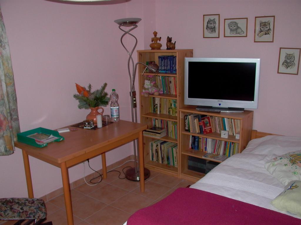 Gaestezimmer Ferienwohnung Villa Alexa, Mit Wallbox Woltersdorf  Pokój zdjęcie